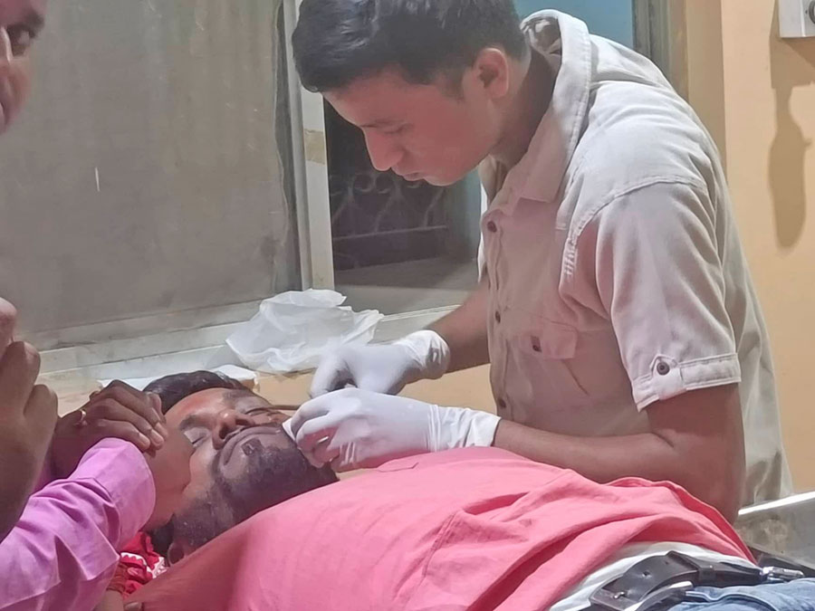 पर्साको कालिकामाईमा जसपा र कांग्रेस कार्यकर्ताबीच झडप हुँदा वडाध्यक्षसहित पाँच घाइते