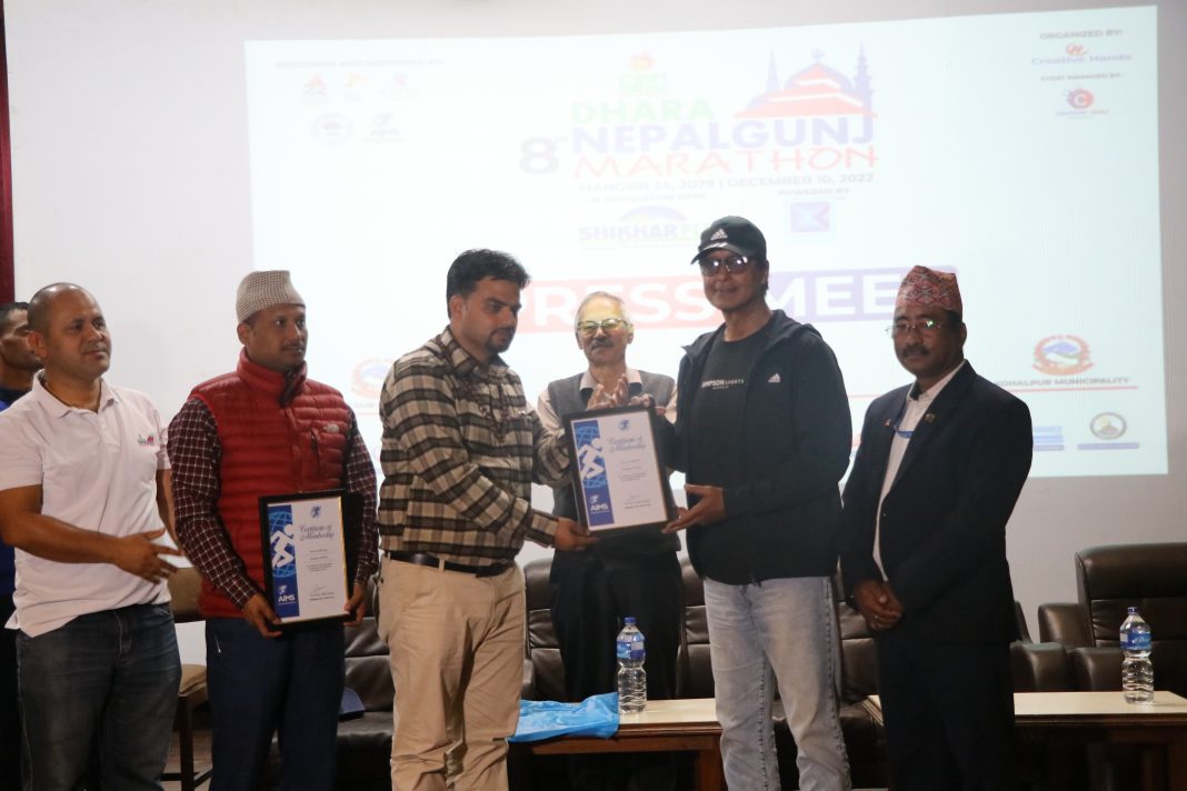 खेलकुदले समाजलाई एकताबद्ध बनाउँछ : महानायक हमाल