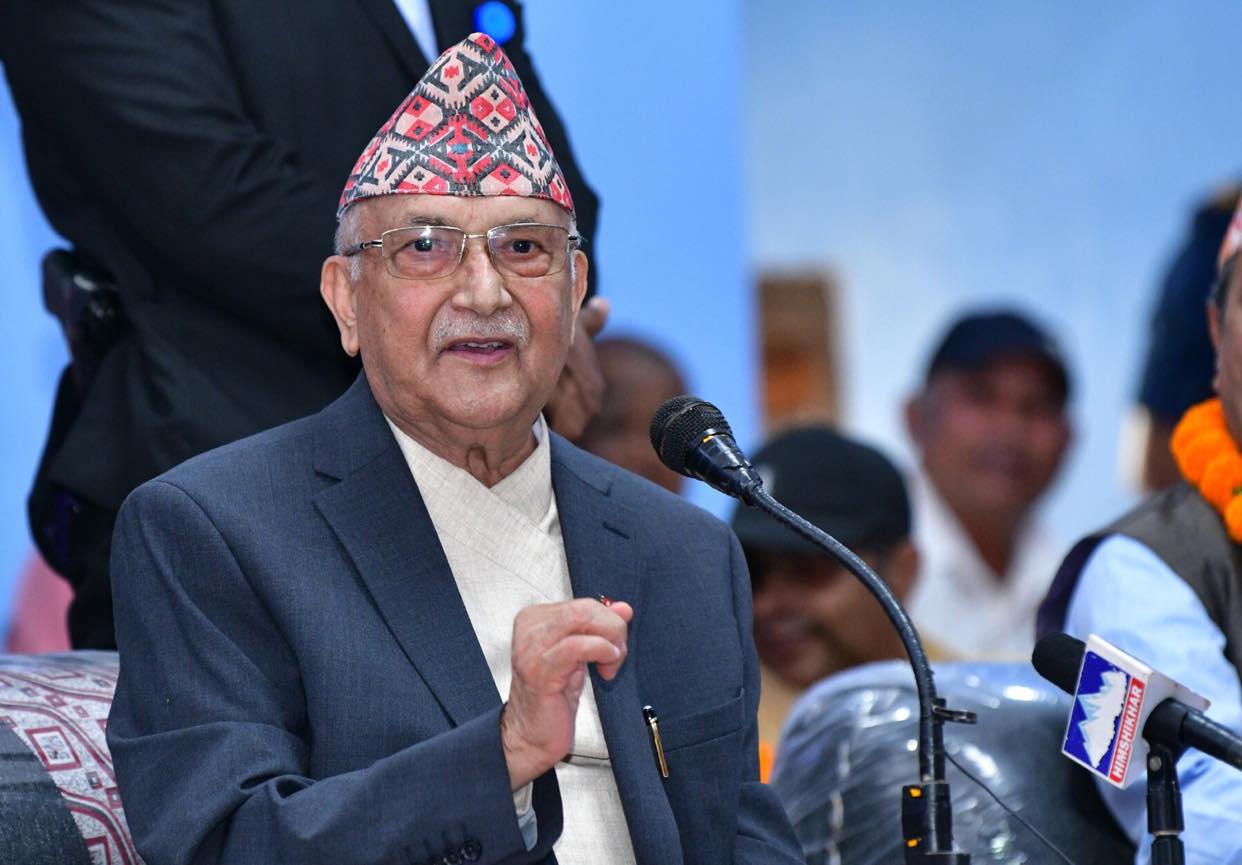 पार्टीभित्रका मान्छेले छेक्दा–छेक्दै पनि विकासका काम गरेंः अध्यक्ष ओली