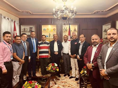 प्रचण्ड र एनआरएनएका पदाधिकारीबीच भेटघाट 