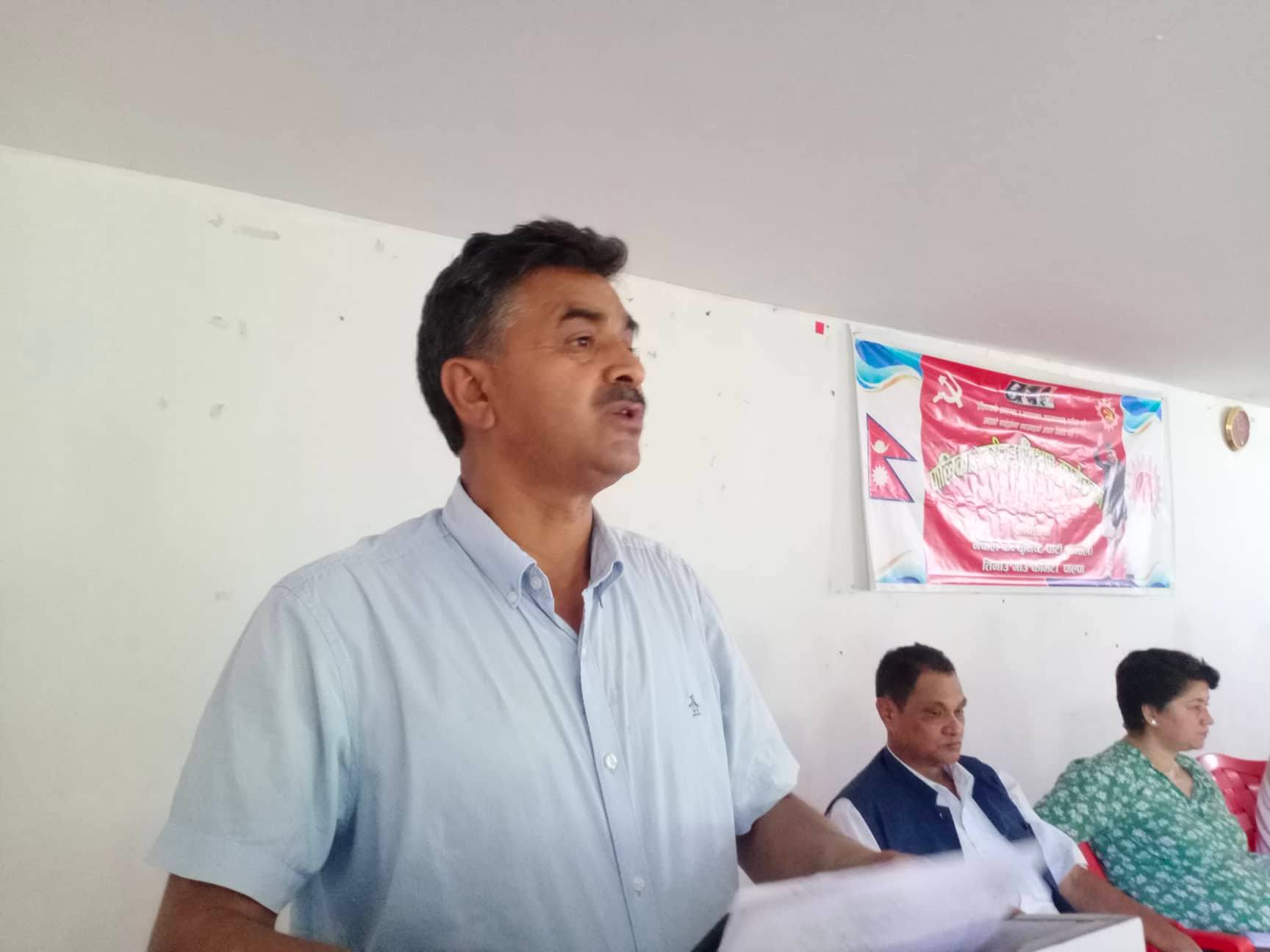 जनताको सेवक बन्छु भनेकाले नै जनता र देशलाई धोका दिएः ठाकुर गैरे