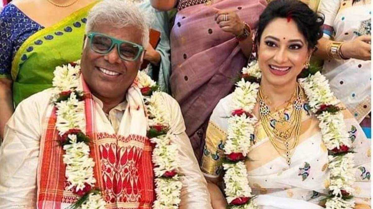  ६० वर्षीय अभिनेता आशिष विद्यार्थीले गरे दोस्रो विवाह