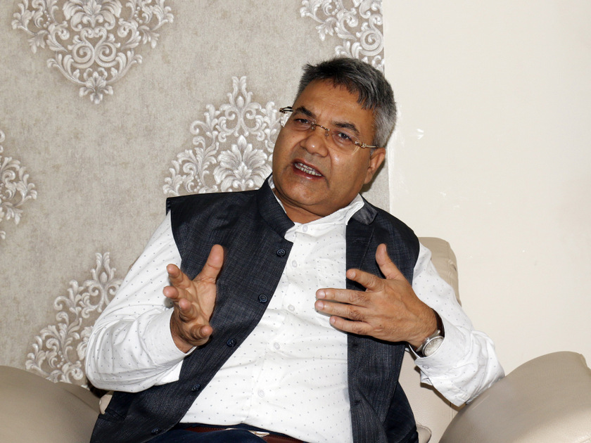 कम्युनिस्टमा छिनमै काटाकाट र चाटाचाट गर्नु नियमित धर्म : गोकुल बास्कोटा