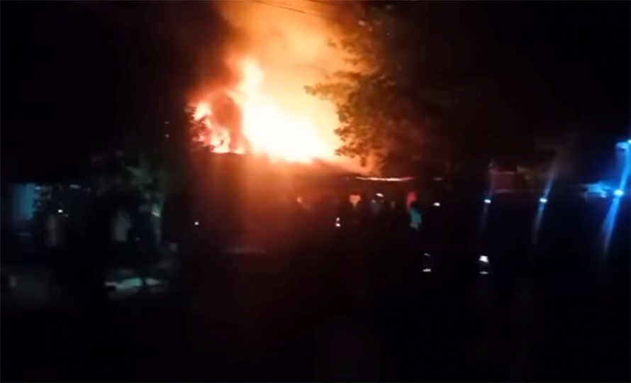 कैलालीको चौमाला बजारमा आगलागीबाट एक करोड बढी मूल्यका सामान नष्ट