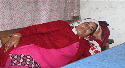 विद्यालयको हिसाबकिताब खोज्ने शिक्षिकामाथि प्रधानअध्यापकबाट हातपात 