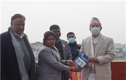 मधेसी आयोगद्वारा प्रदेश प्रमुखलाई प्रतिवेदन पेश