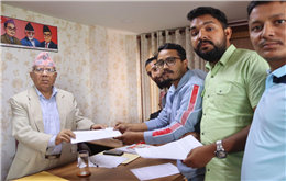 पदाधिकारी रहन कम्तिमा स्नातक पूरा गरेको शैक्षिक योग्यता र ३२ वर्षको उमेरहदबन्दी कायम गर्न अनेरास्ववियूको माग